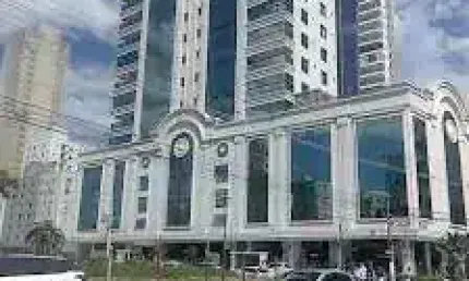 Apartamento com 4 quartos à venda na Rua 313, 313, Meia Praia, Itapema