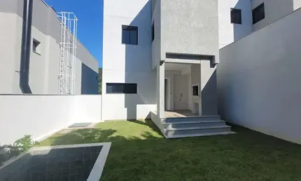 Casa com 4 quartos à venda na Rua Macuco, Ariribá, Balneário Camboriú