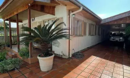 Casa com 3 quartos à venda na Rua 620, 506, Centro, Balneário Camboriú
