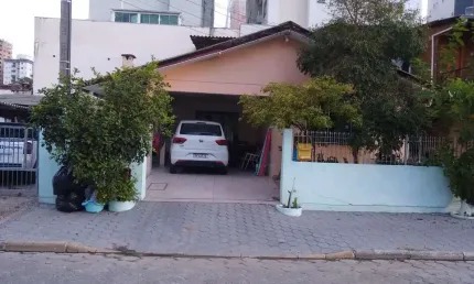 Casa em condomínio fechado com 7 quartos à venda na Rua 290, 395, Meia Praia, Itapema