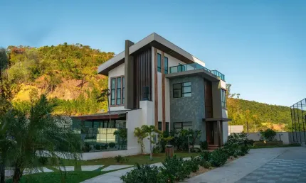 Casa com 3 quartos à venda na Rua Itapoá, 180, Ressacada, Itajaí