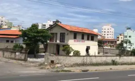 Casa com 8 quartos à venda na Rua 236, 709, Meia Praia, Itapema