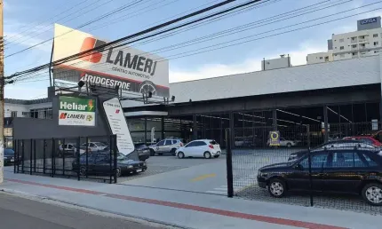 Barracão / Galpão / Depósito à venda na Avenida Irineu Bornhausen, 1070, São João, Itajaí