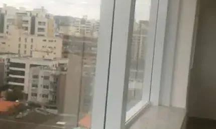 Comercial à venda 2 vagas, 110m², meia praia, itapema - sc