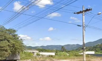 Áreas industriais para venda em bom jesus dos perdões no bairro centro