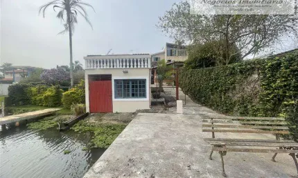 Casas na Represa para venda em Atibaia no bairro Usina