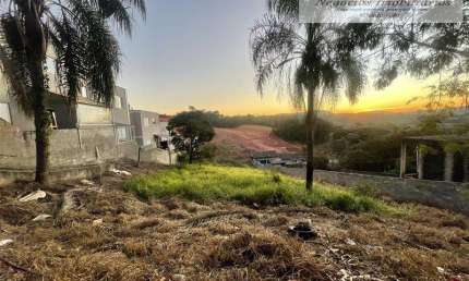 Terrenos para venda em Atibaia no bairro Jardim Colonial