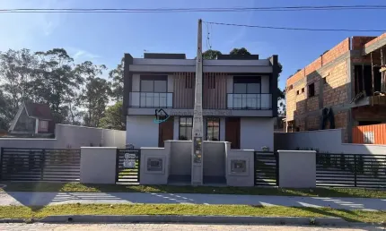 Casa com 3 quartos à venda no São João do Rio Vermelho, Florianópolis , 106 m2 por R$ 744.900