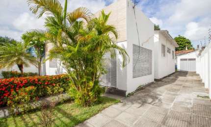 Casa Ilha do Leite | 230m²| Clínicas, Consultórios, Escritórios. Prox. Hospital UNIMED