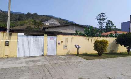 Casa para Venda em São Sebastião, Enseada, 3 dormitórios, 1 suíte, 2 banheiros, 2 vagas