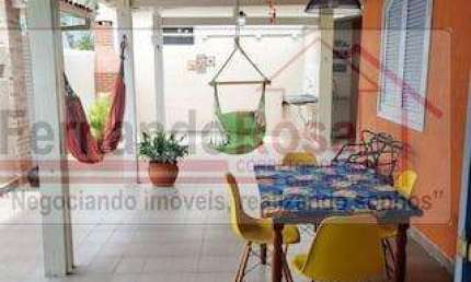 Casa para Venda em São Sebastião, Pontal da Cruz, 2 dormitórios, 3 banheiros, 1 vaga