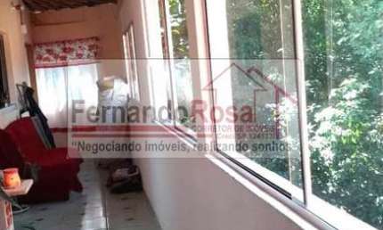 Casa para Venda em São Sebastião, Olaria, 2 dormitórios, 3 banheiros