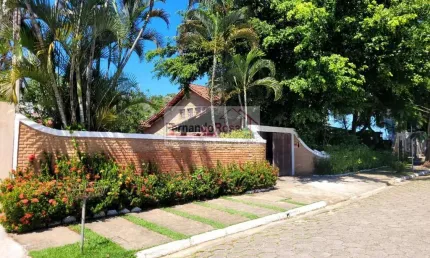 Casa para Venda em São Sebastião, Praia do Arrastão, 3 dormitórios, 3 suítes, 2 banheiros, 8 vagas