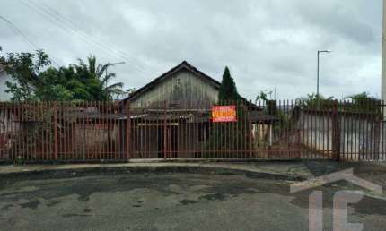Casa com 3 quartos à venda na Rua Porto Alegre, 379, Vila Mesquita, Cambé