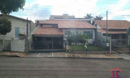 Casa com 3 quartos à venda na Rua Antônio Forastieri, 140, Parque Osvaldo Sella, Cambé
