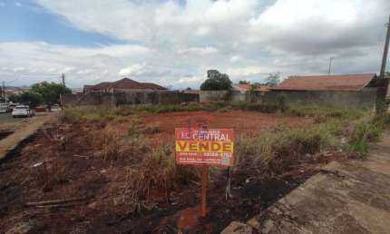Terreno à venda na Rua Curitiba, s/n, Vila Mesquita, Cambé