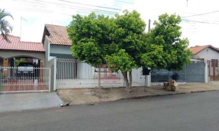 Casa com 2 quartos à venda na Rua da Torre, 47, Parque Residencial Cambé, Cambé
