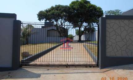 Casa com 5 quartos à venda na Rua Niterói, 50, Vila Guarani, Cambé
