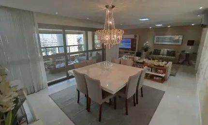 Apartamento à venda de 250m², com 4 dormitórios e 4 vagas localizado no bairro alto de Santana - SP.