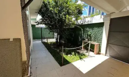 Casa comercial com 2 salas para alugar na Rua Santo Antônio, Centro, Guarulhos