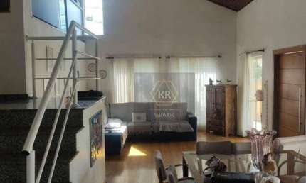 Excelente Oportunidade! 2 casas com amplo terreno à venda em Araucaria