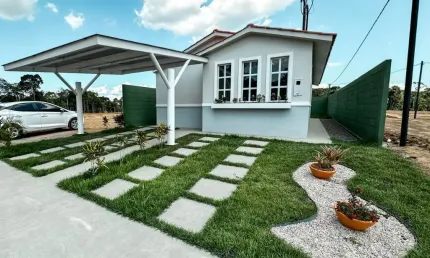 Residencial Mirante Tarumã - Casa de 71m² com 3 Quartos e 2 Vagas de garagem na Ponta Negra