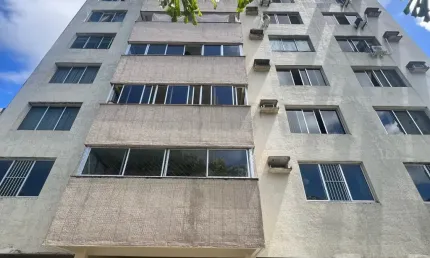 Apartamento com 3 quartos para alugar na Rua Luiz Barbalho, 84, Boa Vista, Recife