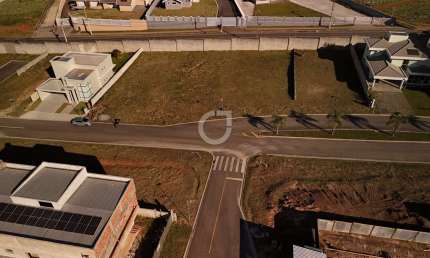 Terreno em condomínio fechado à venda na Rua Comendador Orlando Ceccon, 1111, Butiatumirim, Colombo, 494 m2 por R$ 620.000