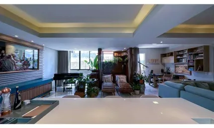 Apartamento com 4 Quartos , 150m², sala ampla e suíte com hidromassagem!