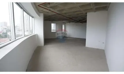 Sala comercial de alto padrão, 70m²| área hospitalar | 2 vagas