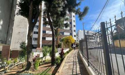 Apartamento à venda ou locação em Salvador-BA, Brotas. 3 quartos, 1 sala, 1 vaga de garagem, 75,00m² de área. Venha conferir!