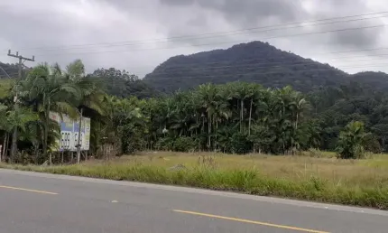 Terreno à venda no Bruderthal, Guaramirim  por R$ 800.000