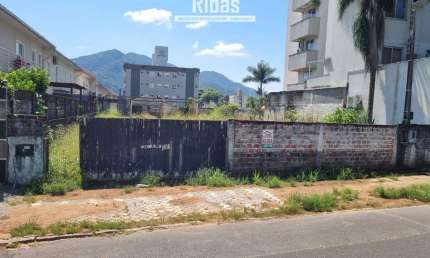Terreno comercial para alugar no Rau, Jaraguá do Sul  por R$ 1.500