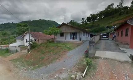 Terreno à venda no Jaraguá 99, Jaraguá do Sul  por R$ 375.000