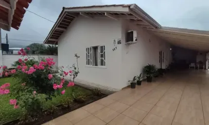 Casa com 3 quartos à venda na Vila Lalau, Jaraguá do Sul , 89 m2 por R$ 1.850.000