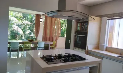 Casa com 7 quartos à venda no Nereu Ramos, Jaraguá do Sul  por R$ 1.300.000