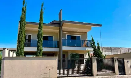 Casa Espetacular e Semi mobiliada à Venda em Três Rios do Sul, Jaraguá do Sul