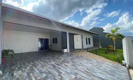 Casa com 3 quartos à venda no Nereu Ramos, Jaraguá do Sul  por R$ 1.000.000