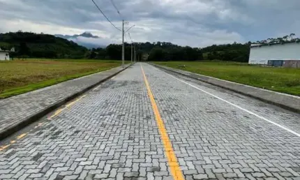Terreno à venda no Rio da Luz, Jaraguá do Sul  por R$ 220.000