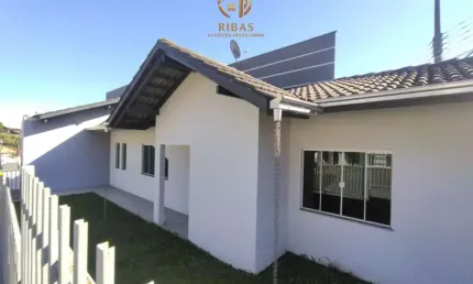 CASA COM 03 DORMITÓRIOS PARA LOCAÇÃO VILA LENZI EM JARAGUÁ DO SUL