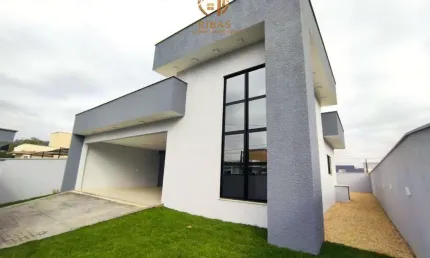 AMPLA CASA INDIVIDUAL A VENDA NO LOTEAMENTO VILA GERMÂNICA EM JARAGUÁ DO SUL