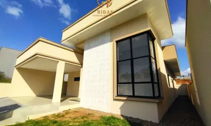 AMPLA CASA PARA VENDA NO LOTEAMENTO MONTREAL EM JARAGUÁ DO SUL