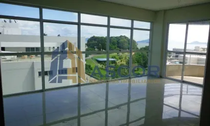 Apartamento com 3 quartos à venda na Aristídes Lobo., --, Agronômica, Florianópolis por R$ 1.650.000