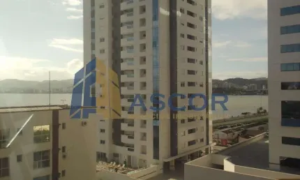 Sala comercial com 1 sala à venda na Rua Fúlvio Aducci, --, Estreito, Florianópolis por R$ 372.345