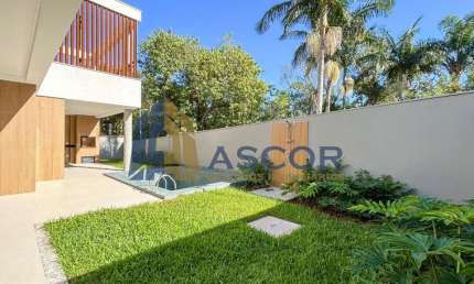 Casa em condomínio fechado com 4 quartos para alugar na Rodovia Haroldo Soares Glavan, --, Cacupé, Florianópolis por R$ 15.950