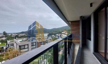 Casa em condomínio fechado com 3 quartos à venda na Rua Laurindo Januário da Silveira, --, Canto da Lagoa, Florianópolis por R$ 4.990.000