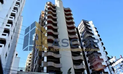 Apartamento com 3 quartos à venda na Rua Frei Caneca, --, Agronômica, Florianópolis, 207 m2 por R$ 2.690.000