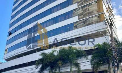 Ponto comercial para alugar na Rua Dr. Heitor Blum, --, Estreito, Florianópolis, 145 m2 por R$ 9.800