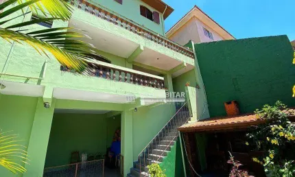 Sobrado com 4 dormitórios à venda, 380 m² em Interlagos