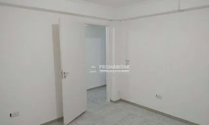 Alugo ótima sala comercial piso superior na Cidade Dutra